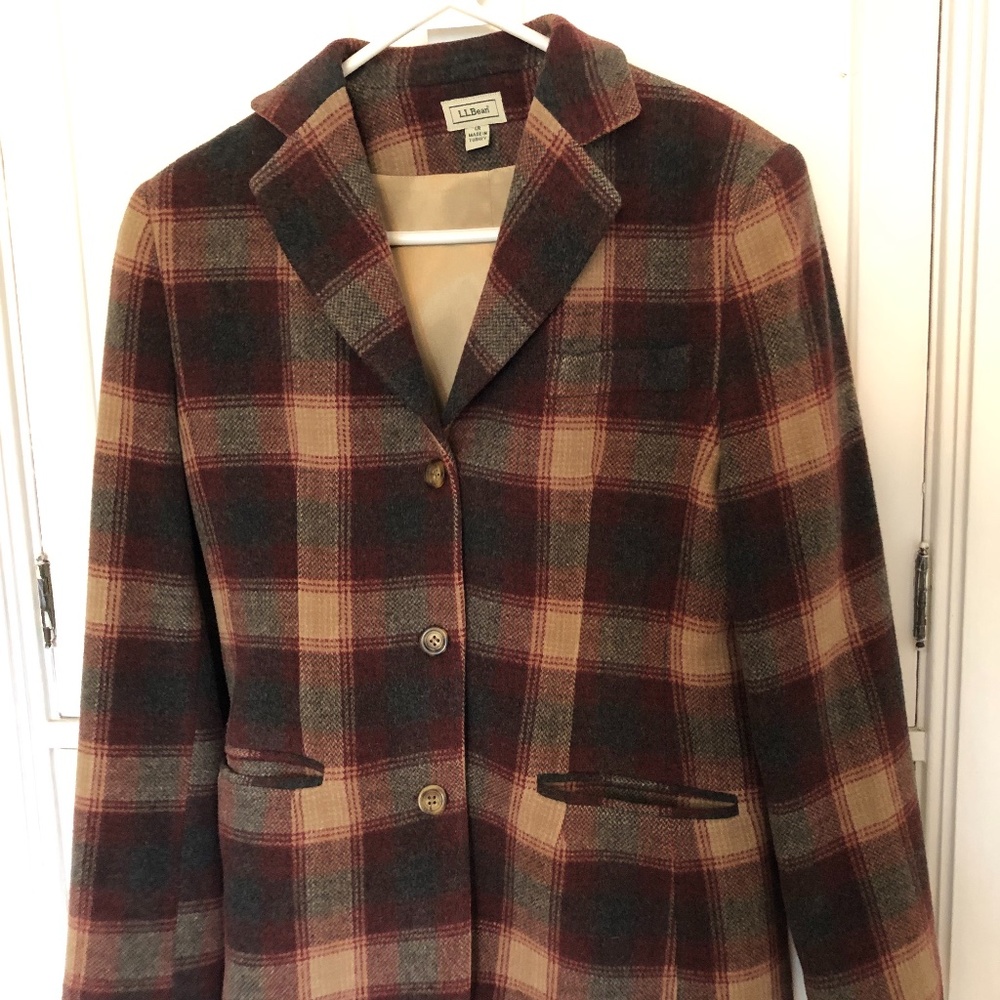 L.L. Bean wool blazer size 4 regular